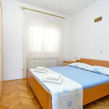 Apartment Fuer 2 Personen Ca 32 Qm In Rovinj, Istrien Istrische Riviera *