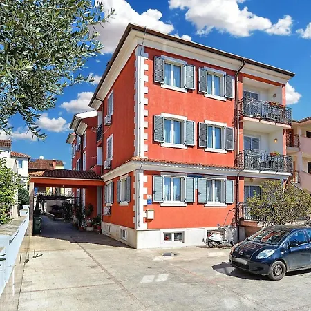 Apartment Fuer 2 Personen Ca 32 Qm In Rovinj, Istrien Istrische Riviera *